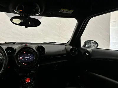 MINI Countryman - Thumbnail 10