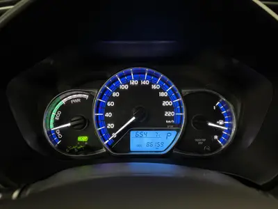 Toyota Yaris - Thumbnail 24