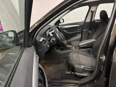 BMW X1 - Thumbnail 10