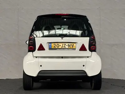 smart City-Coupé - Thumbnail 5